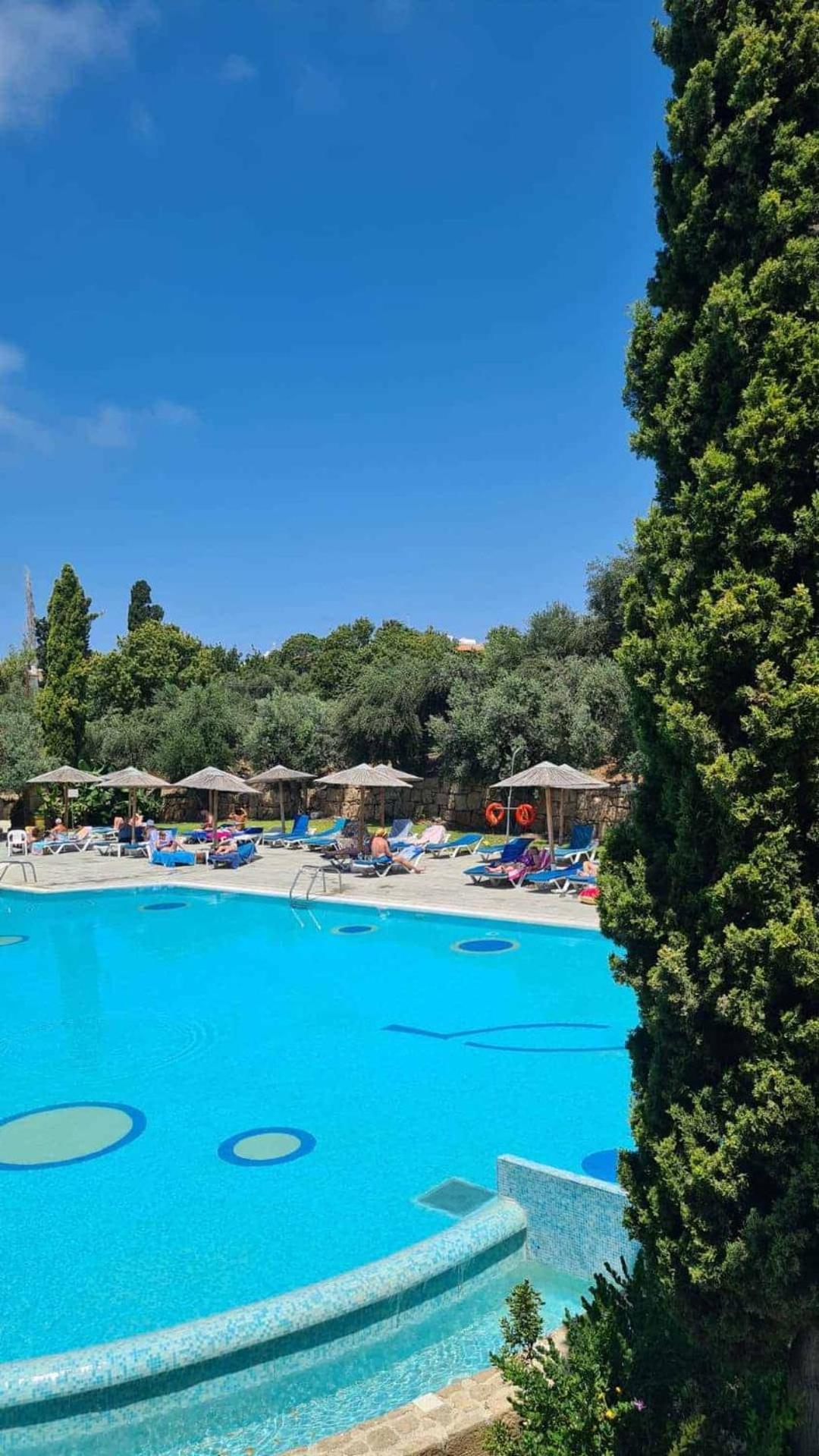 Paphos Basilica Holiday Resort מראה חיצוני תמונה