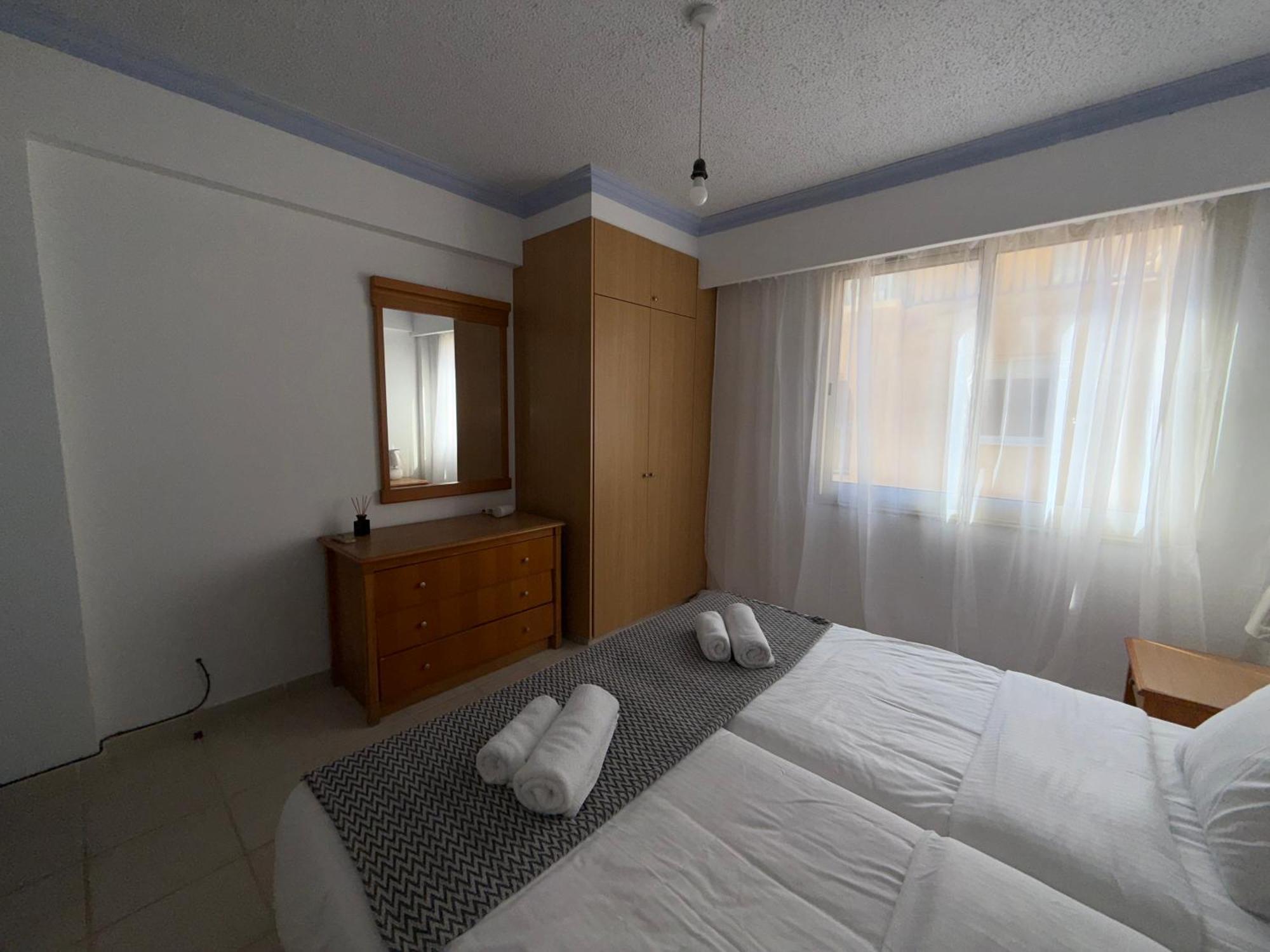 Paphos Basilica Holiday Resort מראה חיצוני תמונה